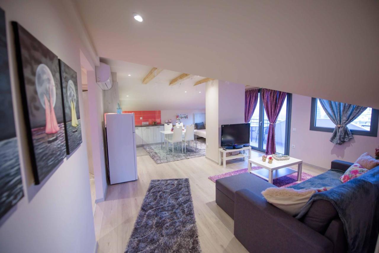 New Loft Polixeni Appartement Ioannina Buitenkant foto