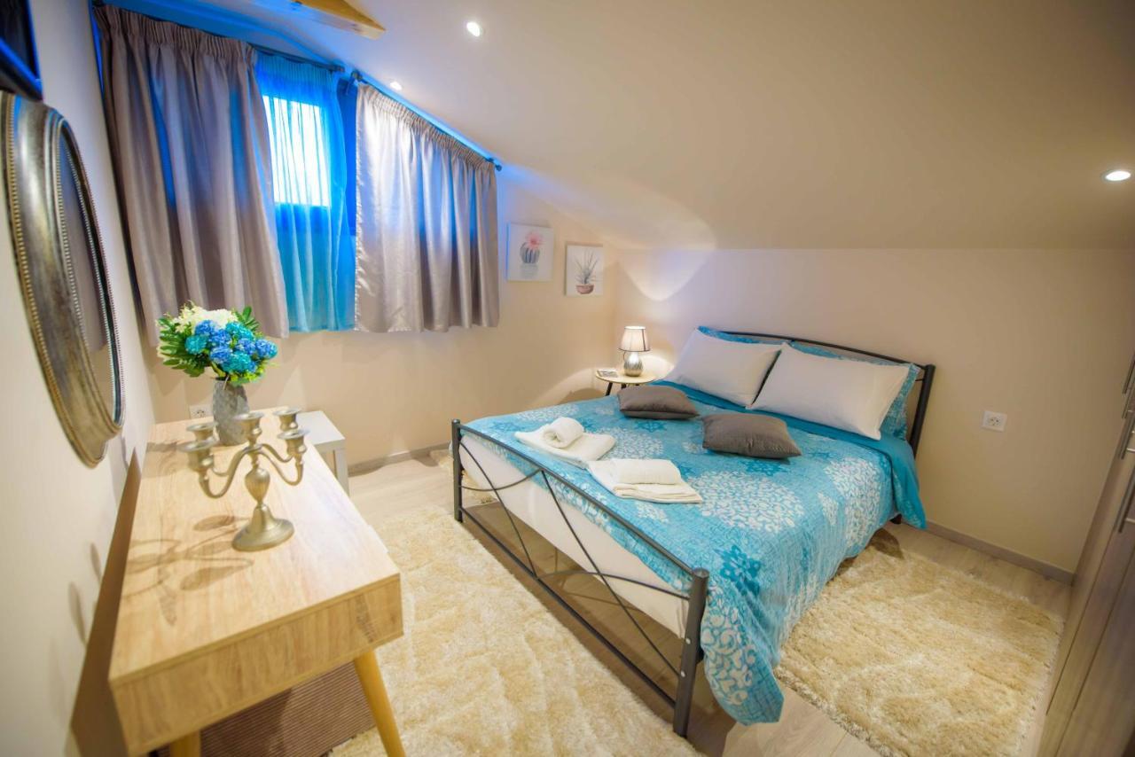 New Loft Polixeni Appartement Ioannina Buitenkant foto